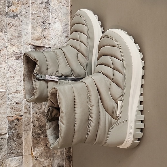 Columbia Boots Winter Waterproof Brand New - Picture 2 of 11